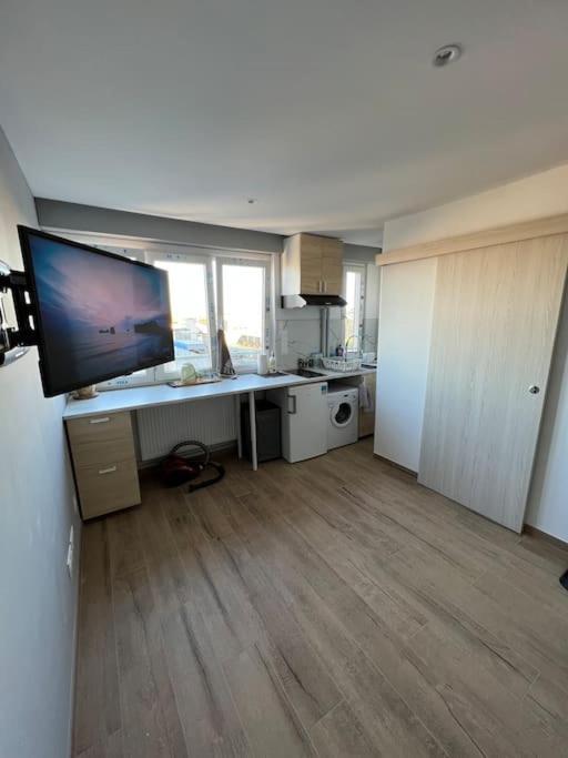 Super Studio En Face De La Gare De Mulhouse Apartment Exterior foto