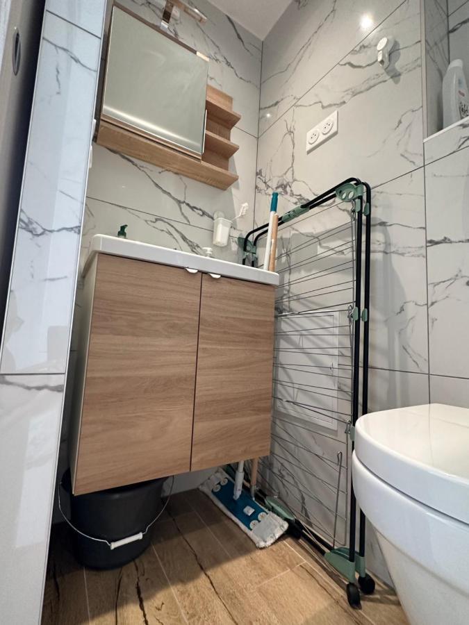 Super Studio En Face De La Gare De Mulhouse Apartment Exterior foto